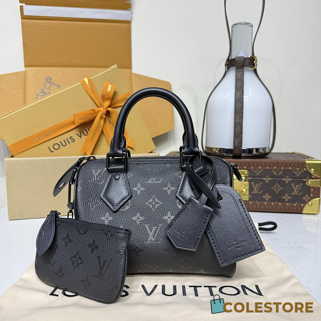 	 Colestore Louis Vuitton Speedy P9 Bandoulière 20 Ultrablack M28262 22 x 14 x 17.5 cm - 1