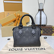 	 Colestore Louis Vuitton Speedy P9 Bandoulière 20 Ultrablack M28262 22 x 14 x 17.5 cm - 3