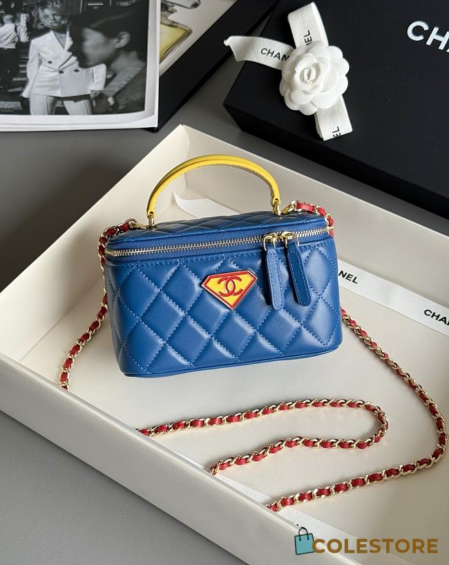 Colestore Chanel LONG VANITY WITH CHAIN   Lambskin, Enamel & Gold-Tone Metal  Blue, Yellow & Red  9.5 x 16 x 8cm - 1