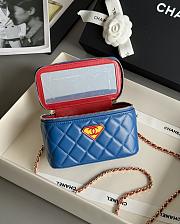 Colestore Chanel LONG VANITY WITH CHAIN   Lambskin, Enamel & Gold-Tone Metal  Blue, Yellow & Red  9.5 x 16 x 8cm - 4