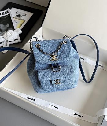 Colestore Chanel MÉTIERS D’ART 2026   SMALL BACKPACK   Washed Denim & Gold-Tone Metal 18.5 x 18 x 12cm
