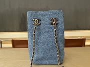 Colestore Chanel MÉTIERS D’ART 2026   BUCKET BAG WITH CHAIN   Washed Denim & Gold-Tone Metal 18 x 11.5 x 11.5cm - 1