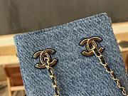 Colestore Chanel MÉTIERS D’ART 2026   BUCKET BAG WITH CHAIN   Washed Denim & Gold-Tone Metal 18 x 11.5 x 11.5cm - 2