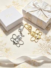 Colestore Dior Abeille Christian Dior Bee Keychain x Kaws Iconic Golden Metal Bee Key holder - 1