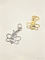 Colestore Dior Abeille Christian Dior Bee Keychain x Kaws Iconic Golden Metal Bee Key holder - 6
