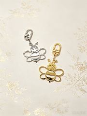 Colestore Dior Abeille Christian Dior Bee Keychain x Kaws Iconic Golden Metal Bee Key holder - 4