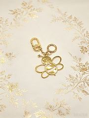Colestore Dior Abeille Christian Dior Bee Keychain x Kaws Iconic Golden Metal Bee Key holder - 2