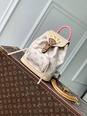 Colestore Louis Vuitton LV Crafty Montsouris Mini Monogram Dune 24 x 25 x 12 cm - 1