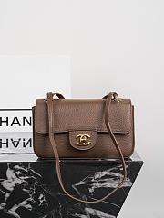 Colestore Chanel FALL WINTER 2026 PRE-COLLECTION MINI FLAP BAG Grained Calfskin & Gold-Tone Metal Brown 13 x 20 x 6cm - 1