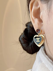 Colestore Chanel Heart Pendant Earrings in Metal and Resin - 4