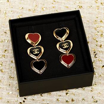 Colestore Chanel Spring Summer 2026 Pre-collection   Pendant Earrings   Metal & Resin  Golden, Black & Dark Red