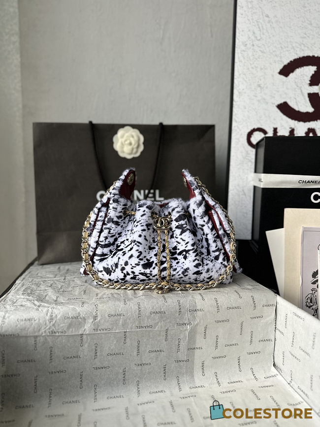 Colestore Chanel 25 Mini Handbag Lambskin & Gold-Tone Metal White & Black 20 x 22 x 12.5cm - 1