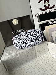 Colestore Chanel 25 Mini Handbag Lambskin & Gold-Tone Metal White & Black 20 x 22 x 12.5cm - 3