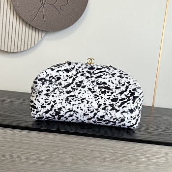 Colestore Chanel Clutch with chain   Lambskin & Gold-Tone Metal White & Black  7.5 x 27 x 12cm 