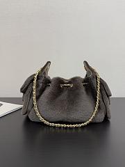 Colestore Métiers d’art 2026 Chanel 25 Mini Handbag Lambskin & Gold-Tone Metal Taupe 20 x 22 x 12.5cm - 6