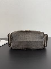 Colestore Métiers d’art 2026 Chanel 25 Mini Handbag Lambskin & Gold-Tone Metal Taupe 20 x 22 x 12.5cm - 3