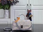 Colestore Louis Vuitton High Summer Nano Madeleine Monogram Empreinte Link Quartz 21 x 12.5 x 6 cm - 1