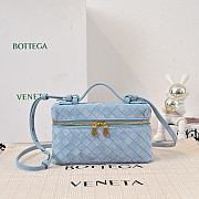 Colestore Bottega Veneta Bang Bang Vanity case in Intrecciato suede with detachable strap Mineral 22 x 12.5 x 5cm - 1