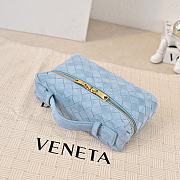 Colestore Bottega Veneta Bang Bang Vanity case in Intrecciato suede with detachable strap Mineral 22 x 12.5 x 5cm - 2