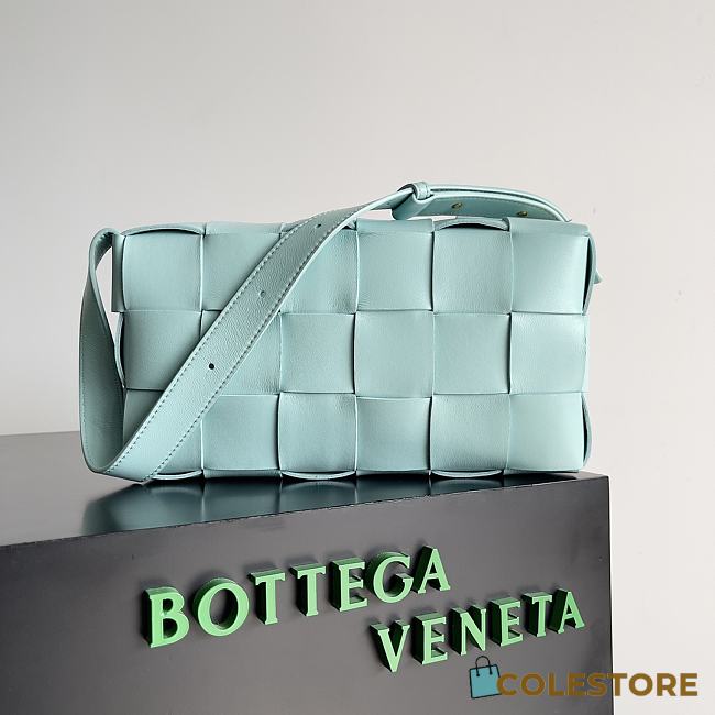 Colestore Bottega Veneta Cassette Intreccio Leather Cross-Body Bag Ice Cream 24x14x10cm - 1