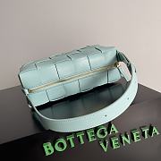 Colestore Bottega Veneta Cassette Intreccio Leather Cross-Body Bag Ice Cream 24x14x10cm - 5