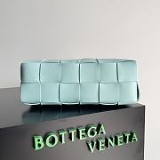 Colestore Bottega Veneta Cassette Intreccio Leather Cross-Body Bag Ice Cream 24x14x10cm - 3