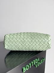 Colestore Bottega Veneta Small Lauren 1980 clutch in padded Intrecciato leather Travertine 31.5 x 16.5 x 11cm - 2