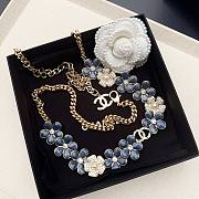Colestore  Chanel Necklace  Metal, resin & diamantés, gold, blue, pearly white - 4