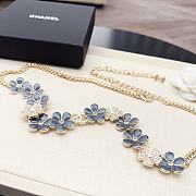 Colestore  Chanel Necklace  Metal, resin & diamantés, gold, blue, pearly white - 2
