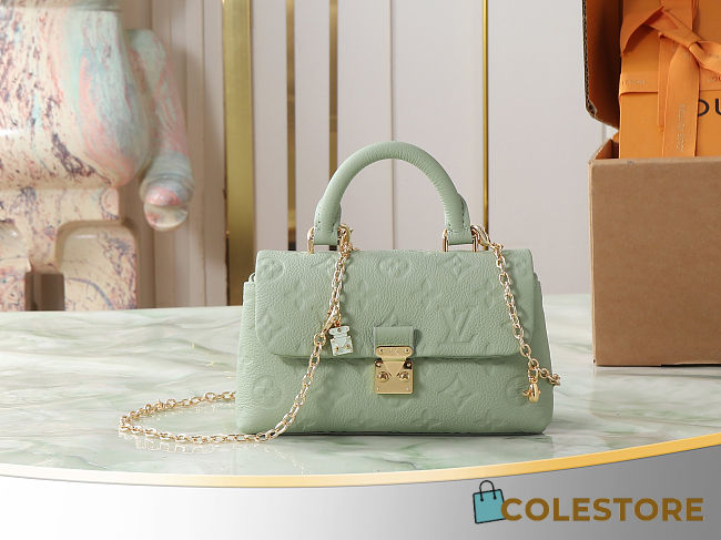 Colestore Louis Vuitton Nano Madeleine Minty/Lily White 12.5 x 6 x 21 cm - 1