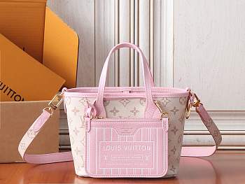 Colestore Louis Vuitton Neverfull Inside Out BB Monogram Dune / Pink 26.5 x 16.5 x 11cm