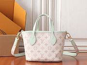 Colestore Louis Vuitton Neverfull Inside Out BB Monogram Dune / Minty 26.5 x 16.5 x 11cm - 5