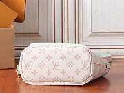 Colestore Louis Vuitton Neverfull Inside Out BB Monogram Dune / Minty 26.5 x 16.5 x 11cm - 2