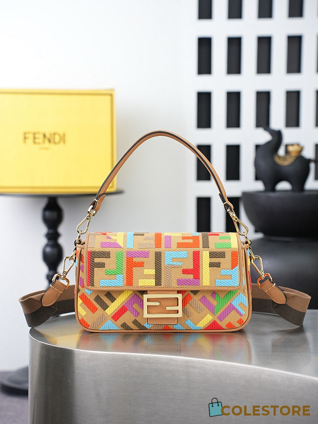 Colestore Fendi Baguette FF Bag in Colorful Embroidered 26 x 6.5 x 13.5cm - 1