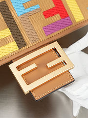 Colestore Fendi Baguette FF Bag in Colorful Embroidered 26 x 6.5 x 13.5cm - 4