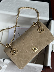 Colestore  Chanel Métiers d’art 2026 Flap bag, Suede calfskin & gold-tone metal, dark beige  15 x 25.5 x 8cm - 4