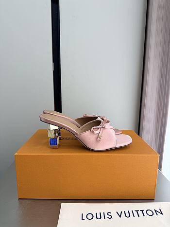 Colestore Louis Vuitton LV Cube Mule Pink