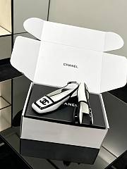 Colestore  Chanel Fall Winter 2026 Pre-Collection   Slingbacks   Lambskin & Patent Calfskin  White & Black - 5