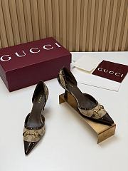 Colestore Gucci Women's Savoy pump Sand and brown GG canvas 75mm - 1