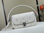 Colestore  Louis Vuitton Pochette Métis Soft PM Monogram Empreinte Link Quartz 25 x 15 x 5 cm - 1