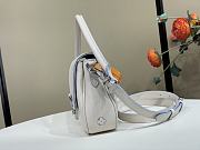 Colestore  Louis Vuitton Pochette Métis Soft PM Monogram Empreinte Link Quartz 25 x 15 x 5 cm - 6