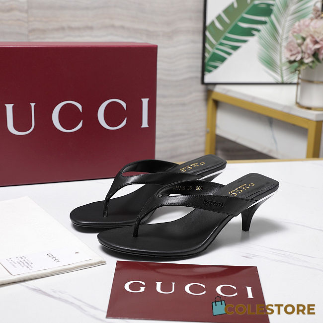 Colestore  Gucci Women's Vittoria thong in black leather (gold logo version) - 1