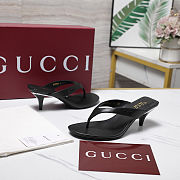 Colestore  Gucci Women's Vittoria thong in black leather (gold logo version) - 4