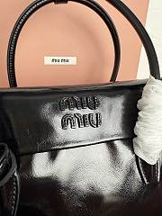 Colestore Miu Miu Solitaire Shiny Leather Bag in Black 28 x 19.5 x 11cm - 5