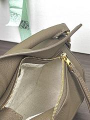 Colestore Loewe Mini Puzzle Edge bag in soft grained calfskin Taupe 18 x 12.5 x 8 cm - 5