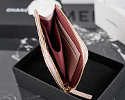 Colestore Chanel Métiers d’art 2026 Classic Small Flap Wallet  Grained Goatskin, Enamel & Gold-Tone Metal  Light Pink 11x7.5x1.5cm - 3