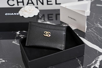 Colestore Chanel Métiers d’art 2026   Card Holder   Grained Goatskin, Enamel & Gold-Tone Metal  Black 10.2x5.7x0.5cm