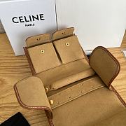 Colestore  Celine JEWELRY POUCH IN TRIOMPHE CANVAS AND CALFSKIN TAN 10 x 14.5 x 3 cm - 4