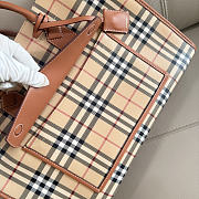 Colestore  Burberry Medium Freya Tote in Archive beige/briar brown 40 x 16 x 30cm - 2