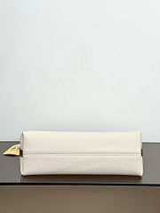 Colestore Louis Vuitton Multipass Vanilla Calfskin 30 x 26 x 10 cm - 4